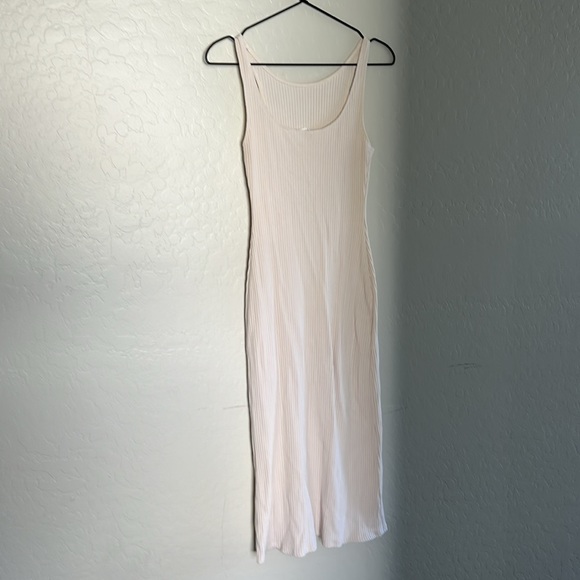 Reformation Bel ribbed stretch organic cotton midi dress - Picture 5 of 7